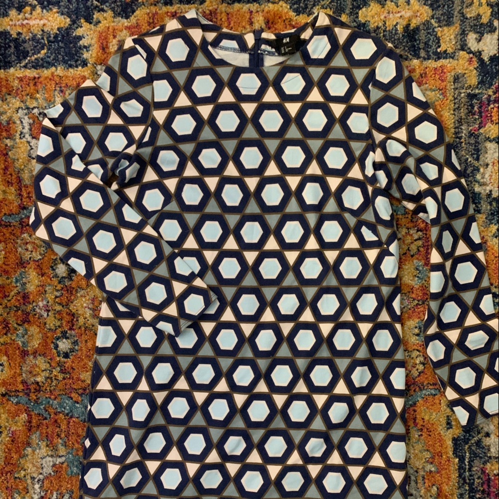 Geometric sweatshirt dress